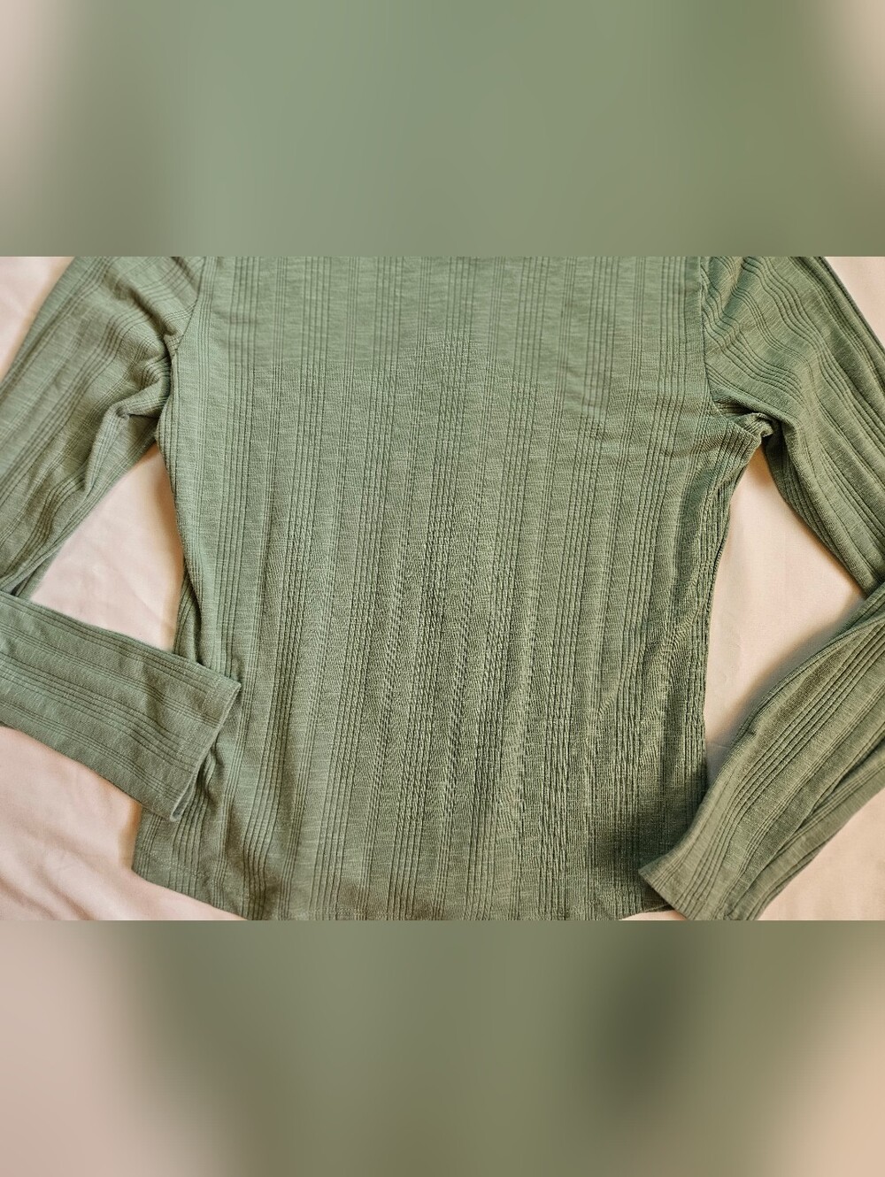 American Eagle Womens Sage Green Long Sleeve Henley Pullover Shirt Size XL - Picture 13 of 14